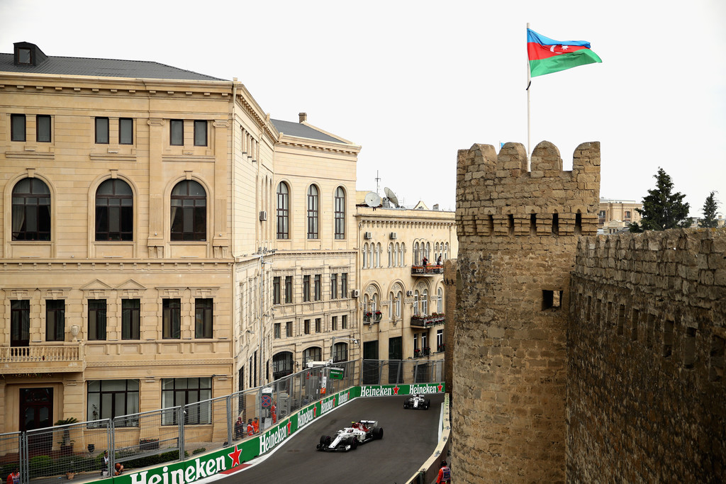 Leclerc cita una sensación increíble al marcar primeros puntos en la F1 y dice que la carrera en Azerbaiyán fue “como un sueño”