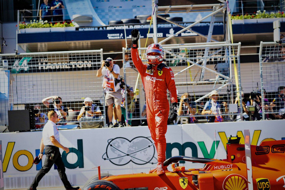 Charles Leclerc se queda con la Pole en Austria.