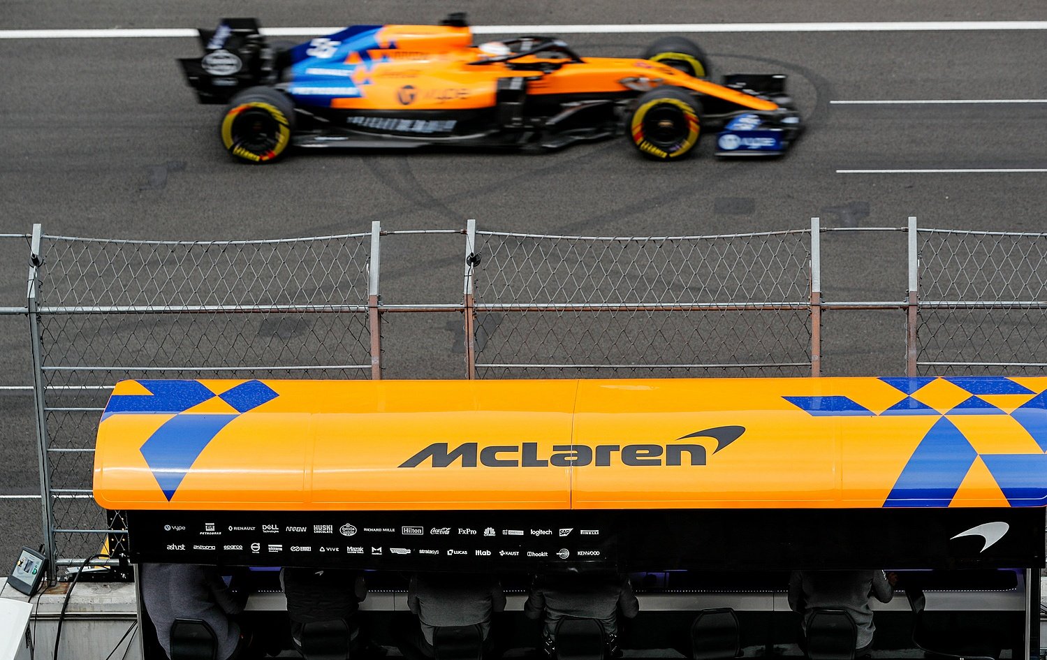 McLaren necesita un préstamo “urgente”.