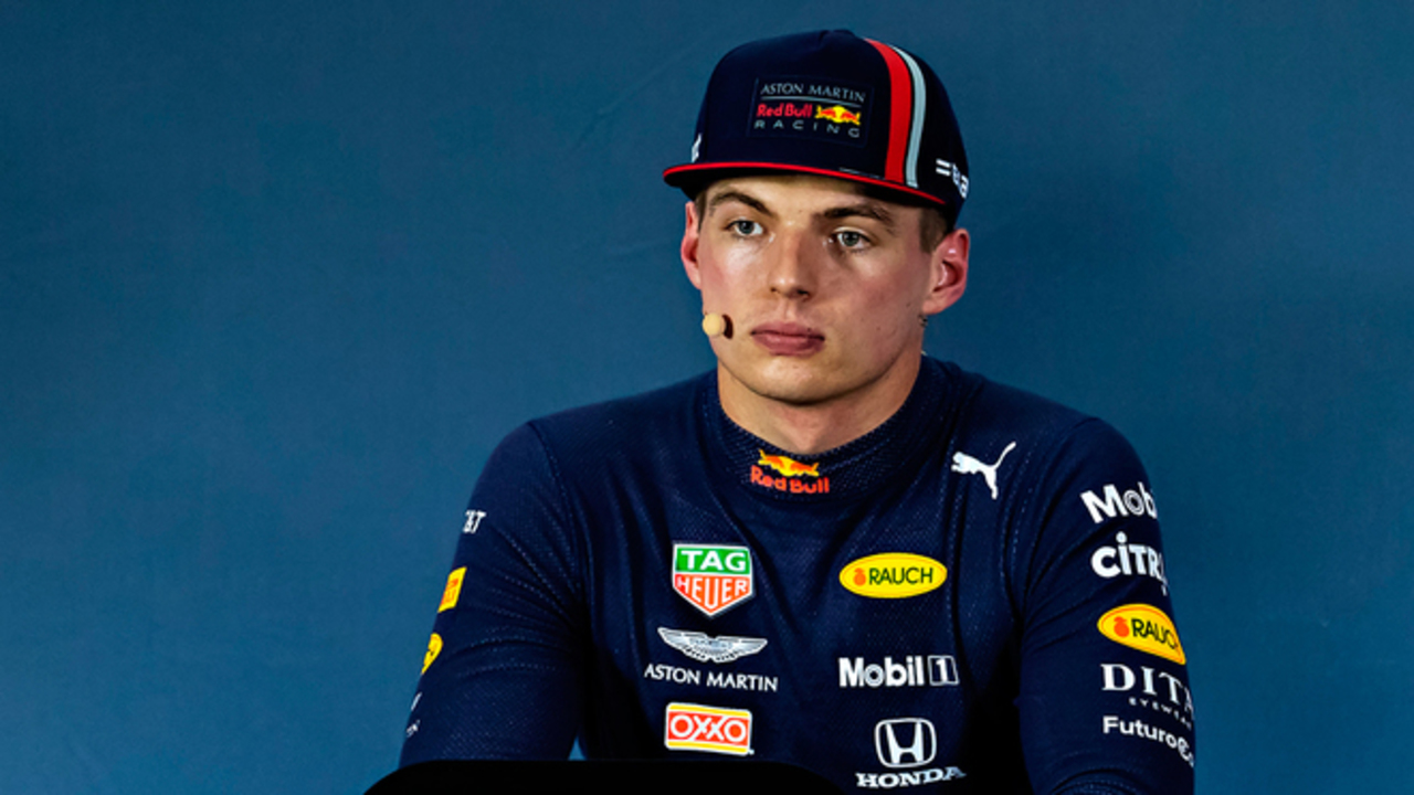 Verstappen molesto con los comisarios en México