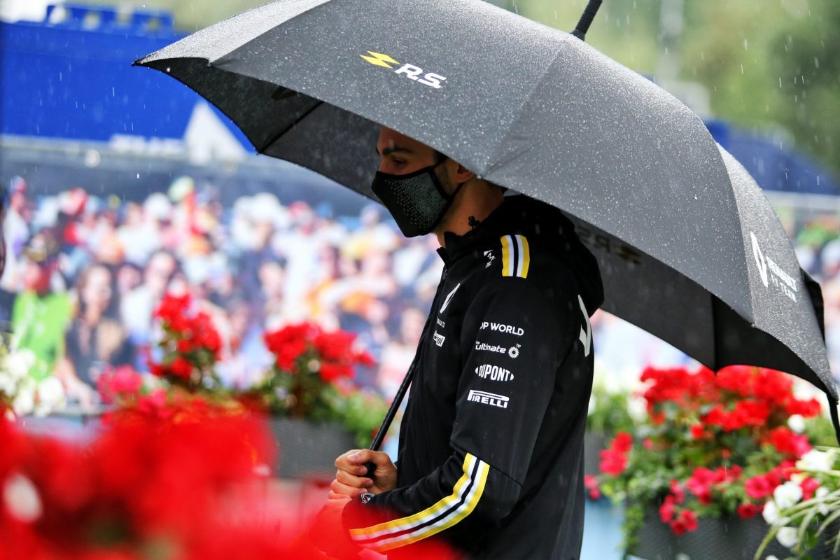 Ocon emocionado con el rendimiento de Renault en clasificación