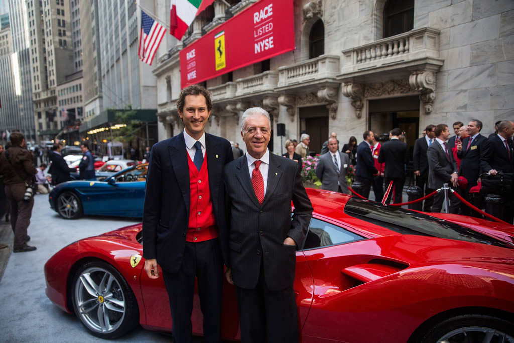 John Elkann reconoce que a Ferrari le espera un “Largo camino”