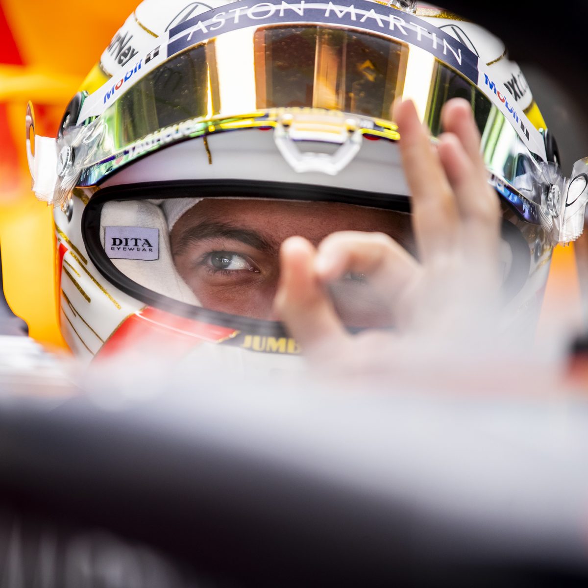 Verstappen confía en el ritmo de carrera luego de las sesiones libres del viernes