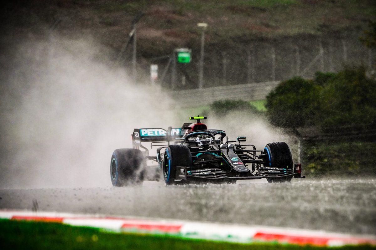 Bottas:”Hacer que los neumáticos calienten fue la historia del fin de semana”