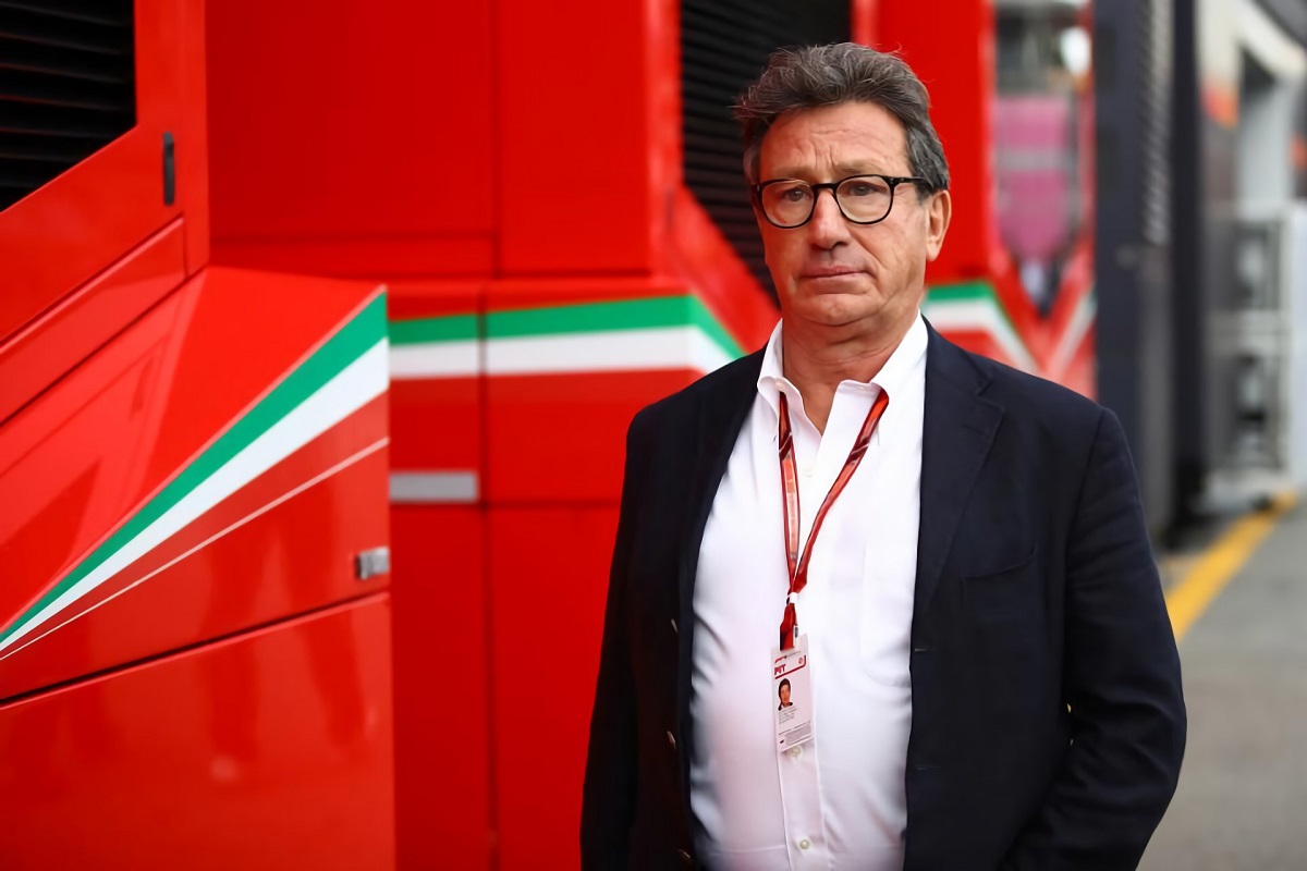 RENUNCIÓ EL CEO DE FERRARI