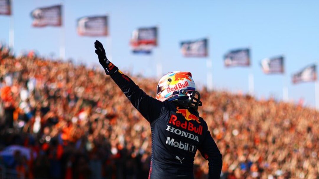 Max Verstappen se queda con la Pole en Holanda