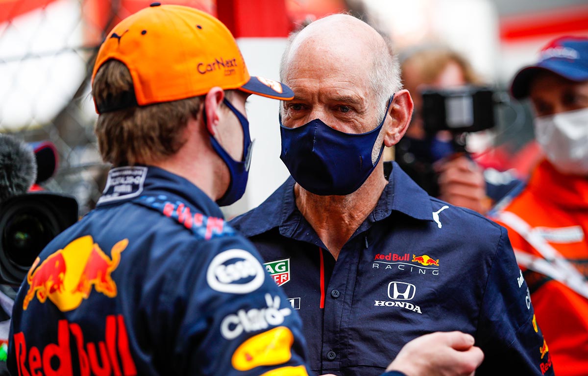 Adrian Newey, recuperado de su accidente, vuelve a trabajar con Red Bull