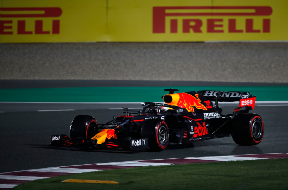 Verstappen y Bottas penalizados por no respetar banderas amarillas