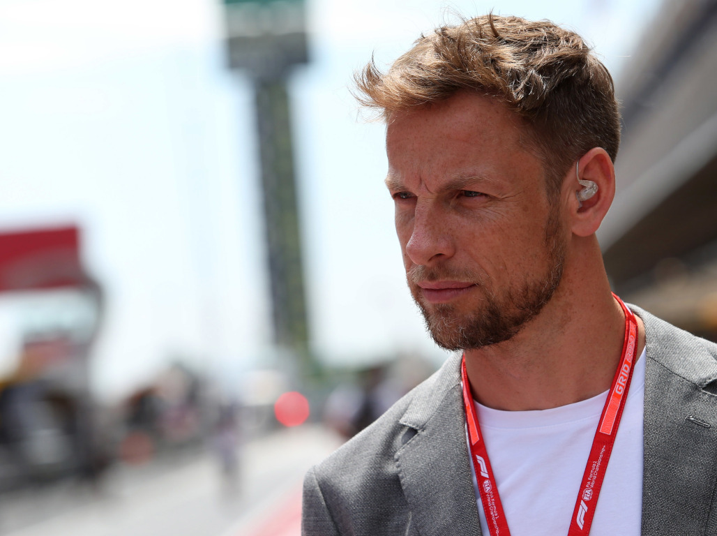 Según Button, Hamilton volverá renovado y ganará su octavo título