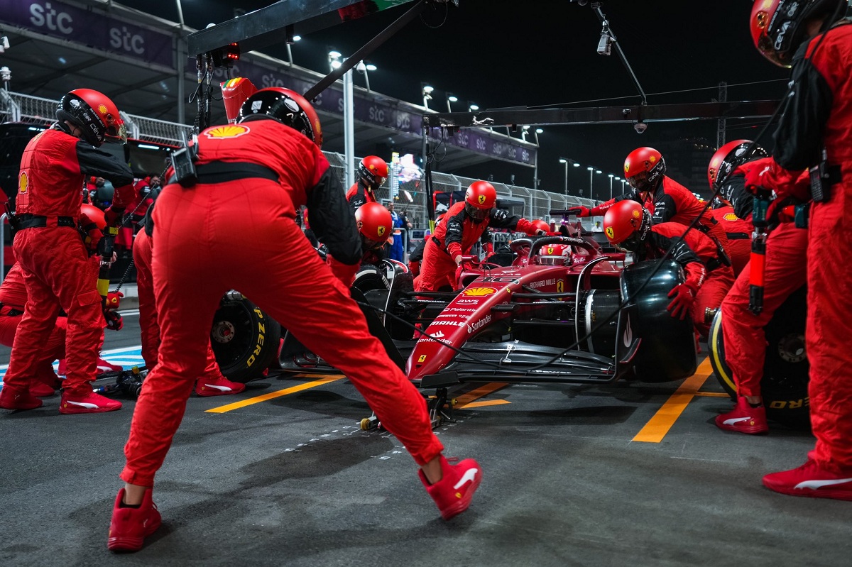 "Un set bien utilizado", dijo Isola sobre el récord de vuelta de Leclerc a dos giros del final. (Scuderia Ferrari)