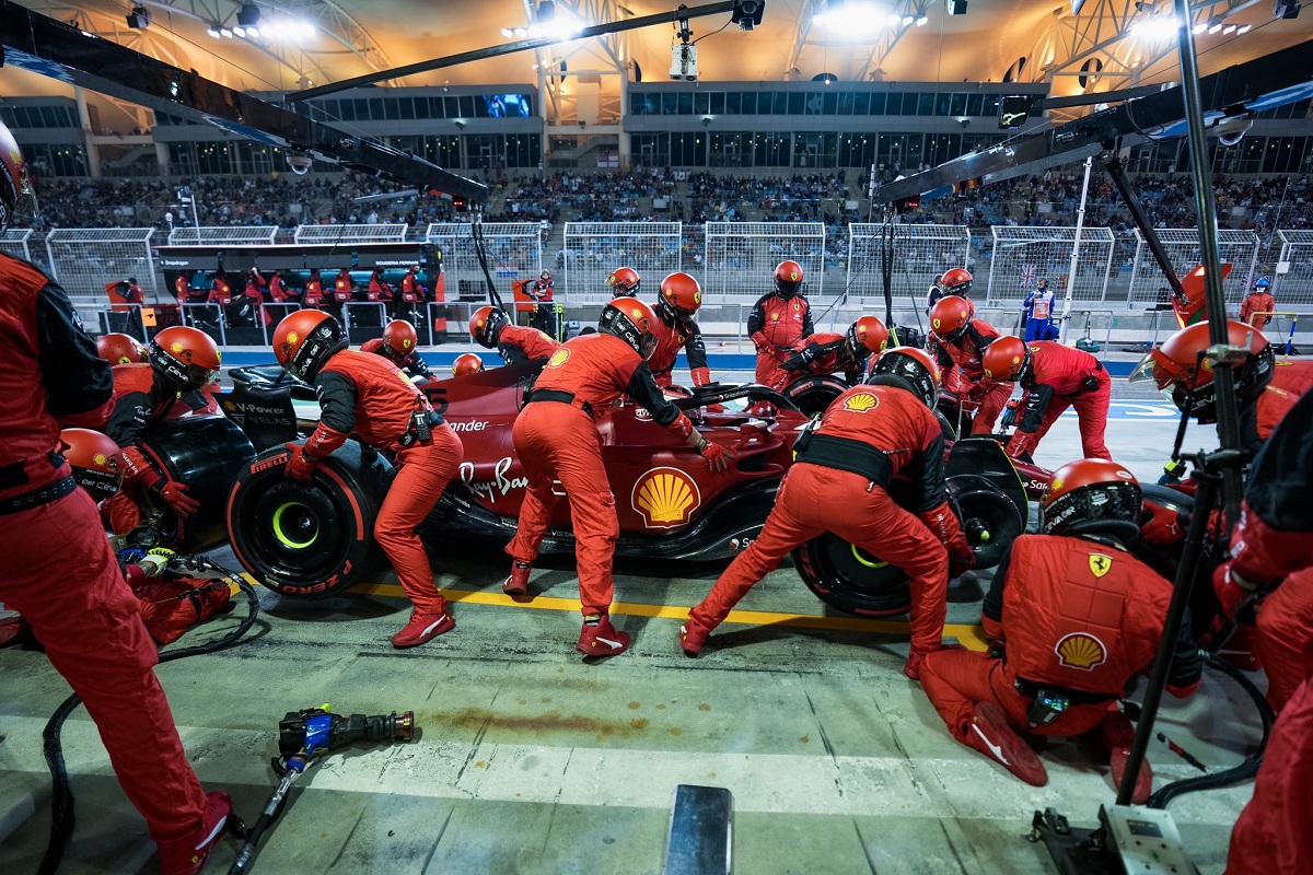 Sainz en boxes. (Scuderia Ferrari)