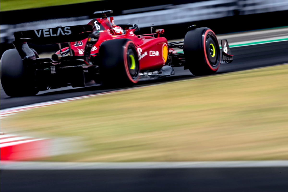 Leclerc: “Los neumáticos se complicaron en estas condiciones”