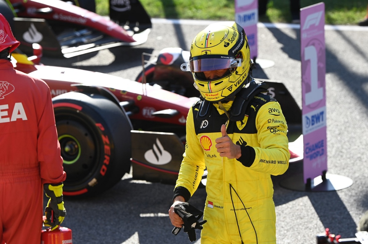 Leclerc logra la pole en Monza y relega a Verstappen