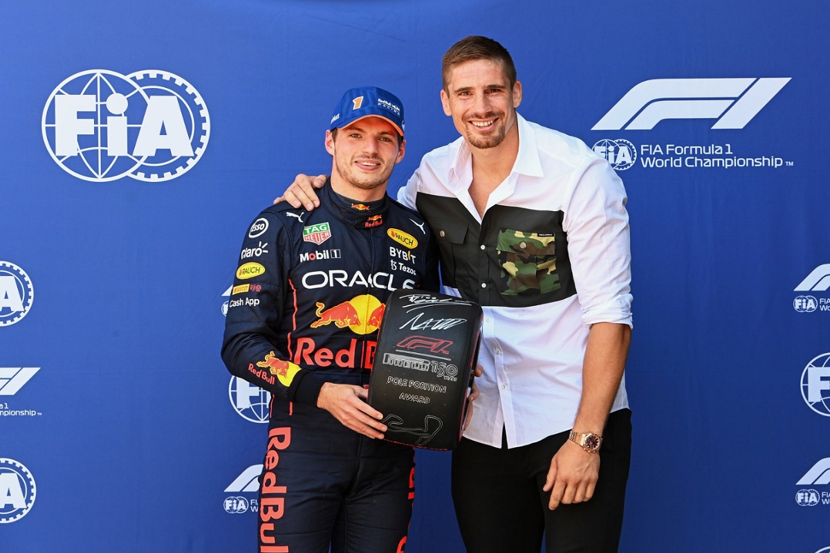 Verstappen: “Solo riesgo total”