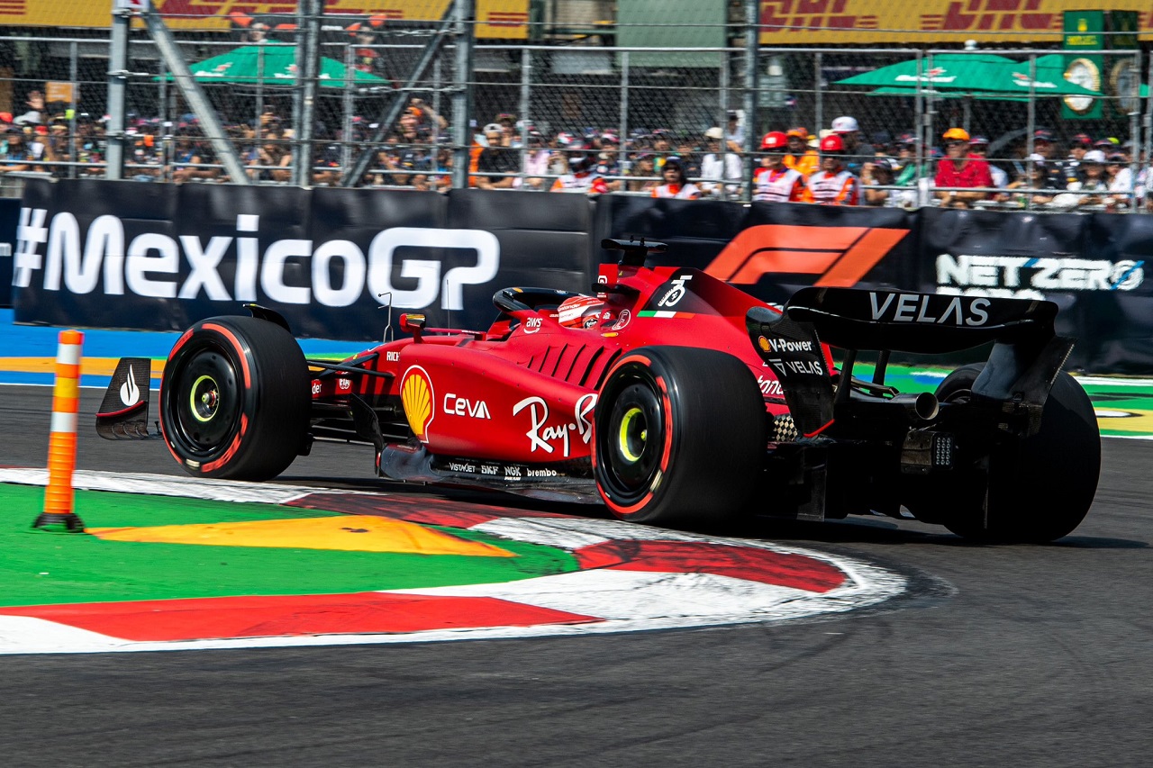 Leclerc “dolido” con la mala performance de Ferrari
