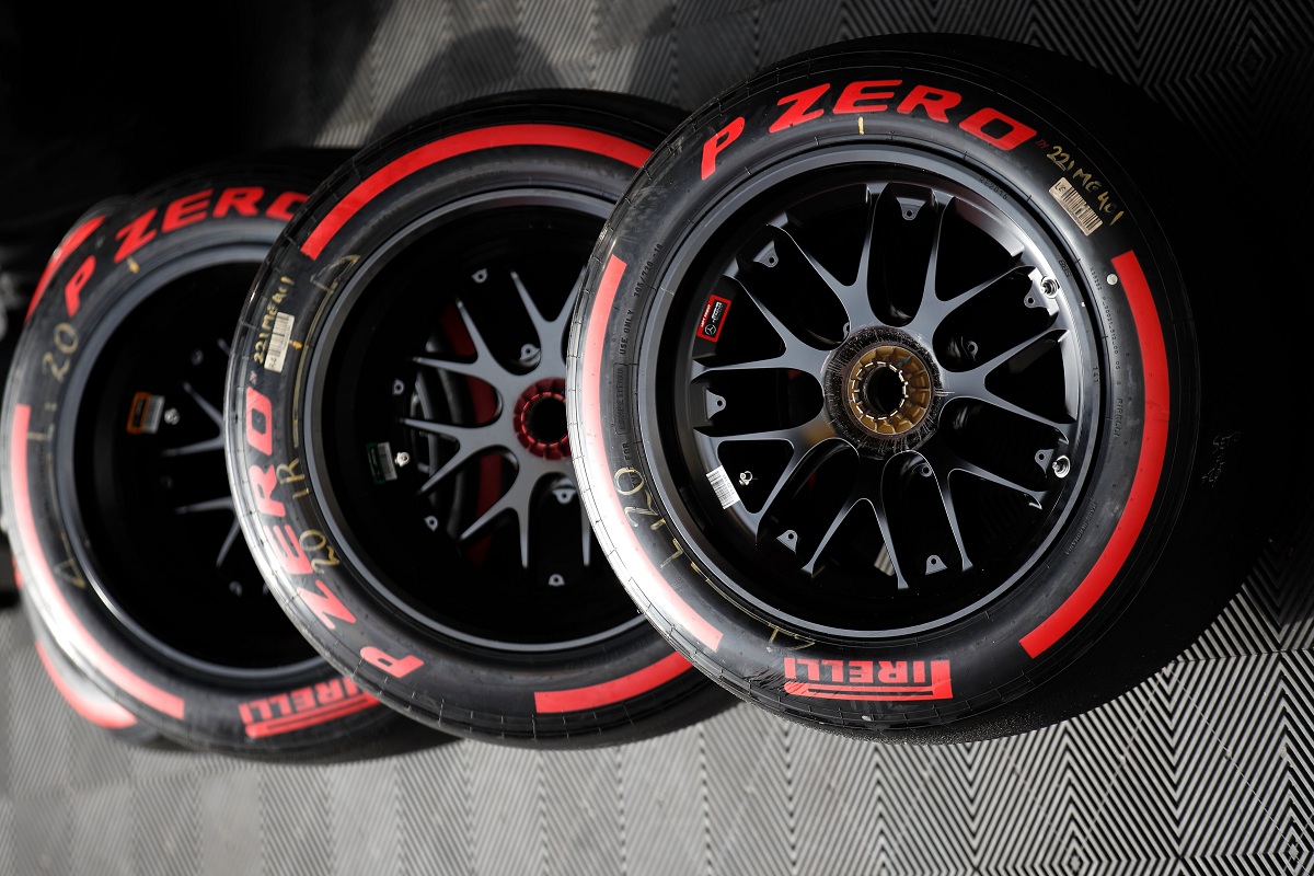 Pirelli abre la temporada con neumáticos suaves