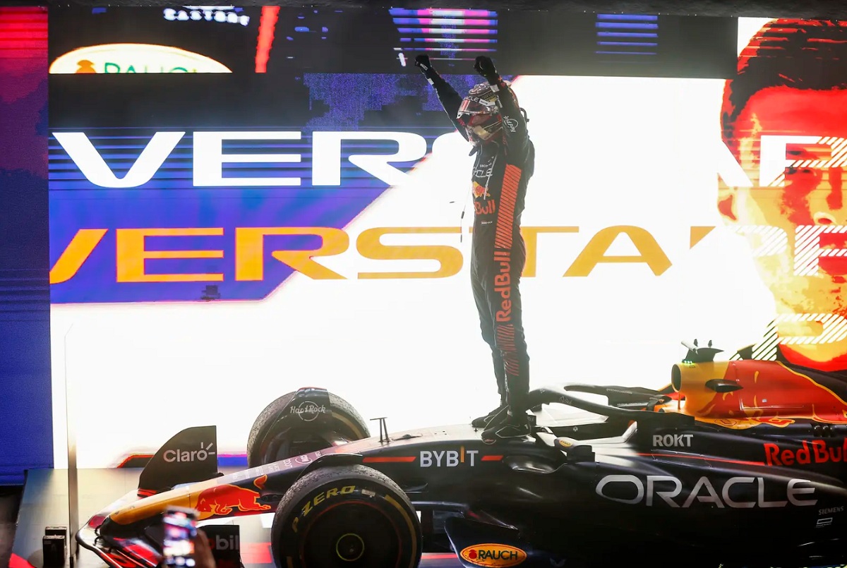 Verstappen gana en Qatar a pesar del agotamiento
