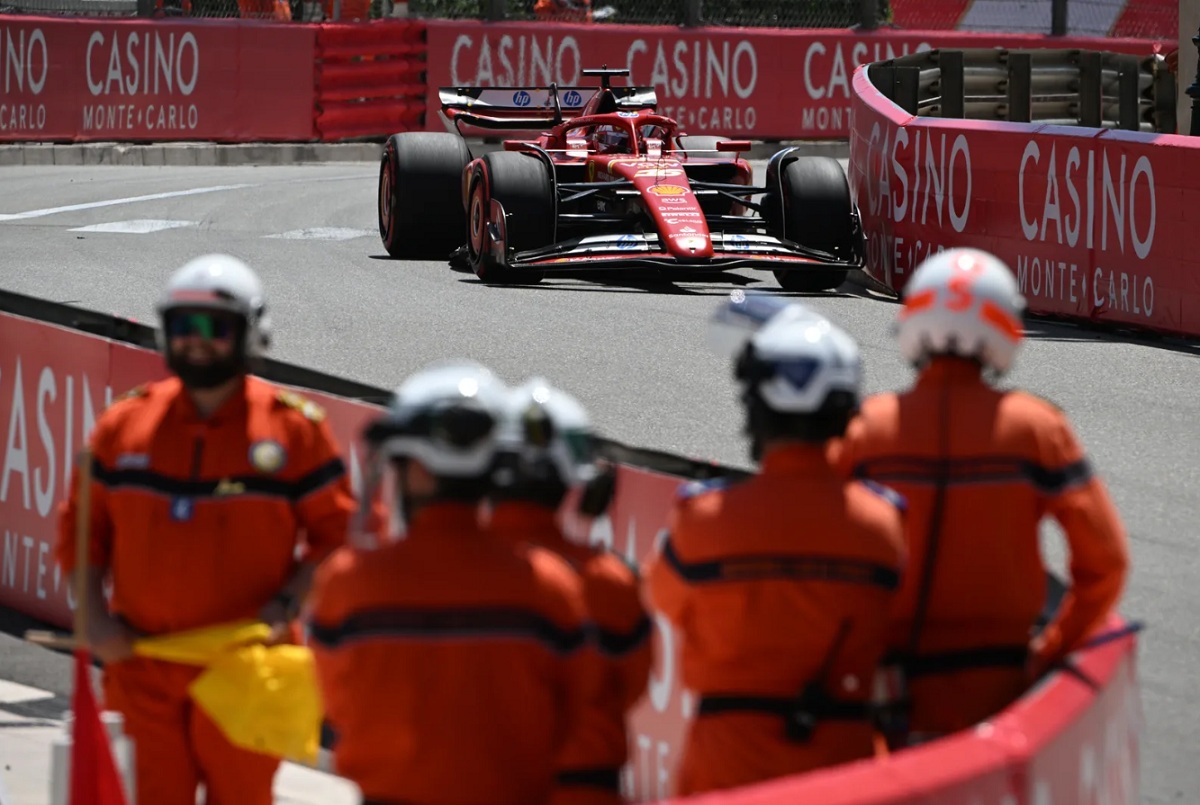 Leclerc voló en la Qualy girando al límite. (Mark Sutton)