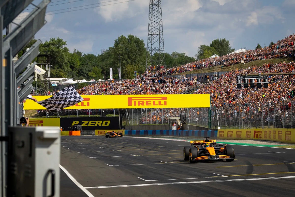 Piastri cruza la meta ganando su primera carrera en F1. (Sam Bloxham)