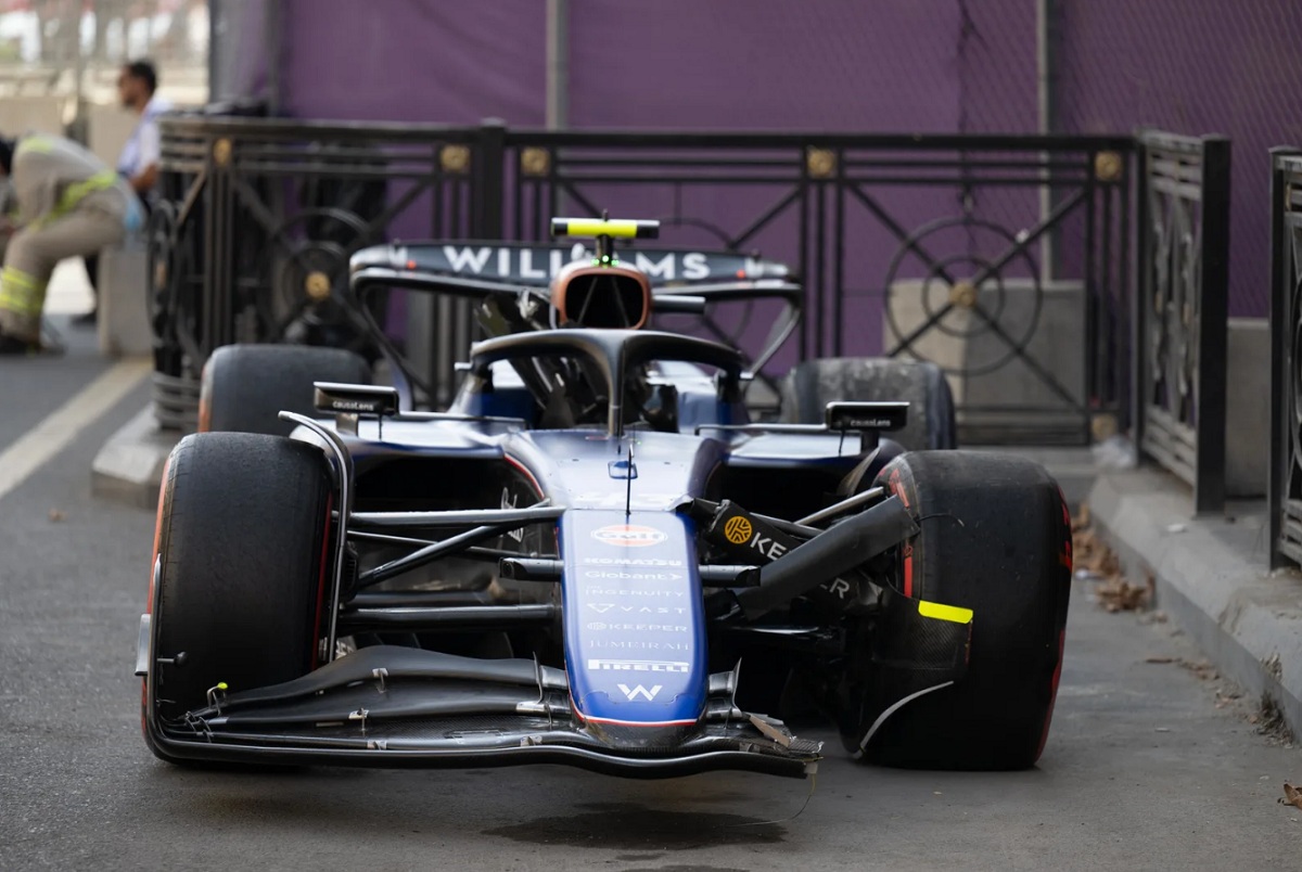 El coche de Colapinto después del accidente en la curva 4. (Simon Galloway)