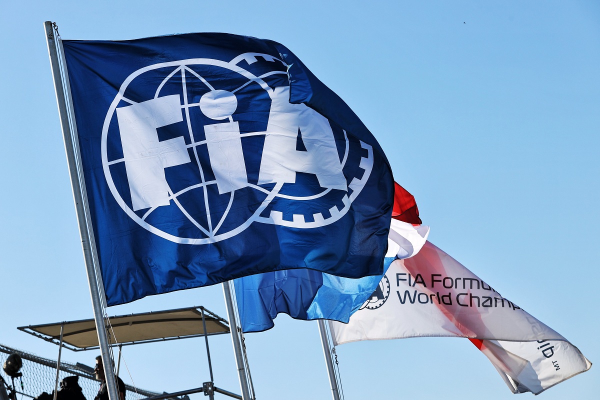 FIA eliminará en 2025 el punto por vuelta rápida