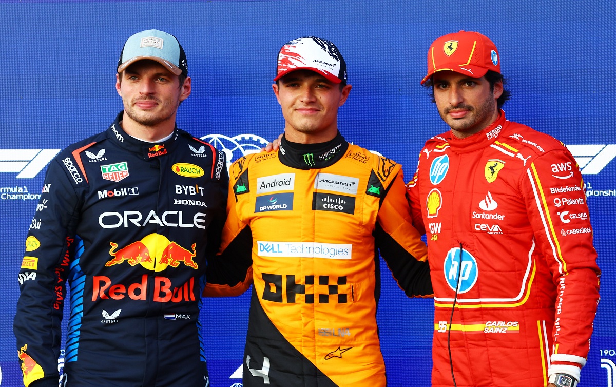 Norris, Vestarppen y Sainz en el parque cerrado. (F1 / FOM) 