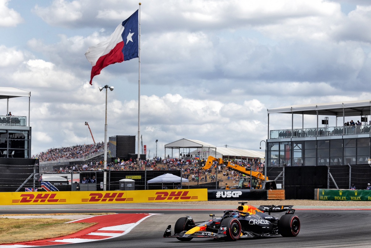 Verstappen durante la clasificación para la Sprint. (XPB Images)