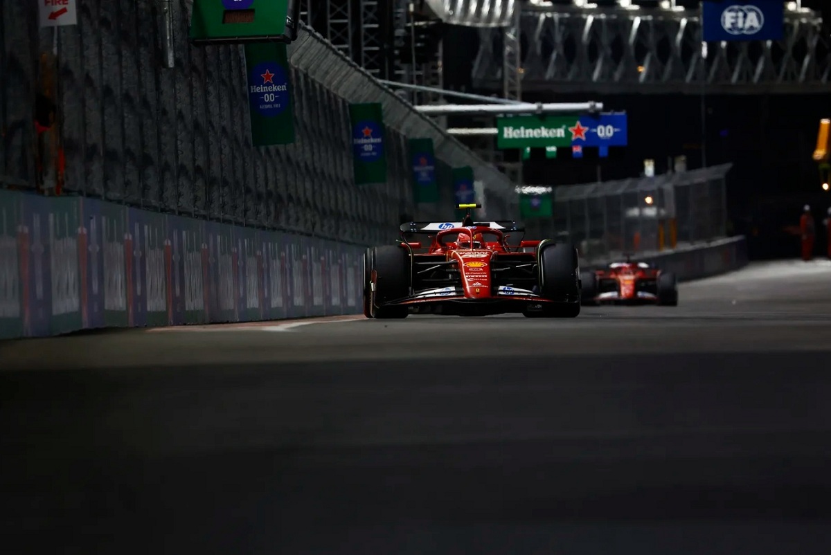 Sainz le arrebató el podio a Leclerc. (Sam Bloxham)