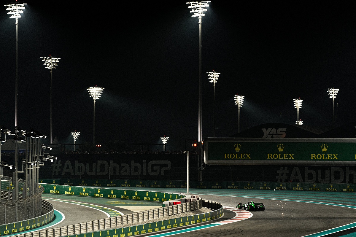 Bottas durante la qualy de este sábado en Yas Marina. (Thomas Maheux)