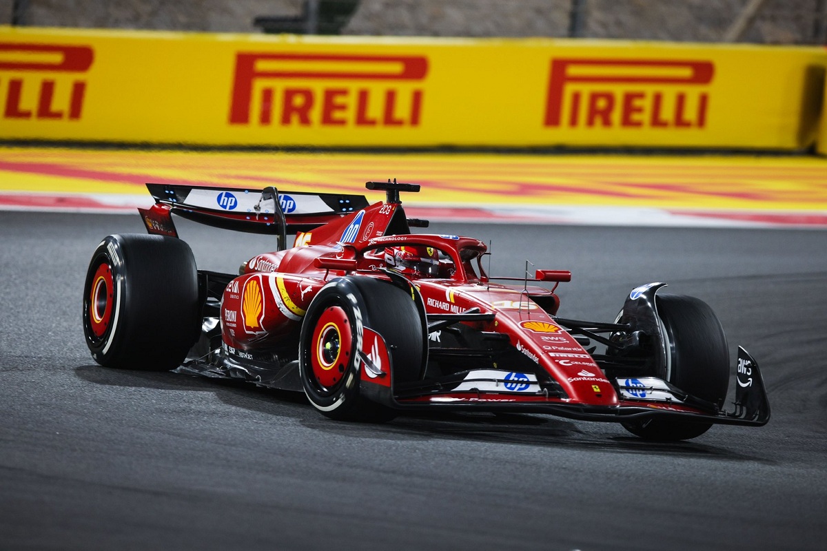 Leclerc remontó desde P19 al tercer escalón del podio. (Ferrari Media Centre)