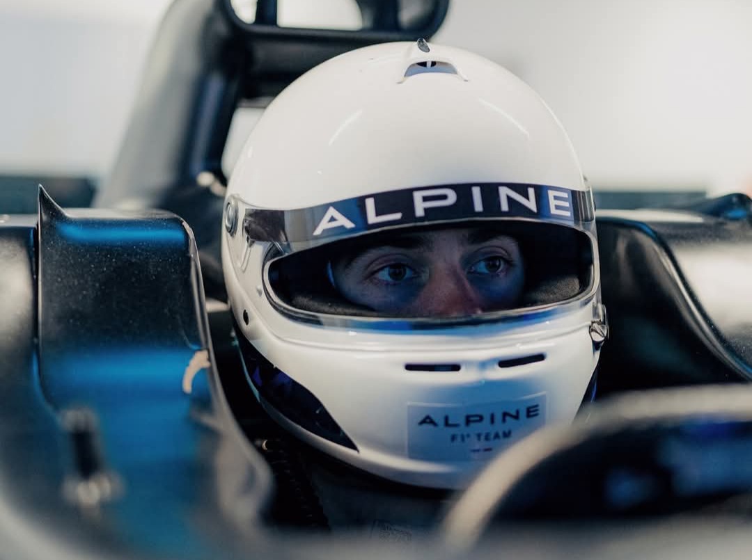 Alpine elogia a Colapinto tras el primer día: “Causó una gran impresión con la velocidad”